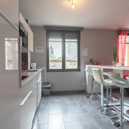 T3 Ensoleille Le Vignemale 卢德